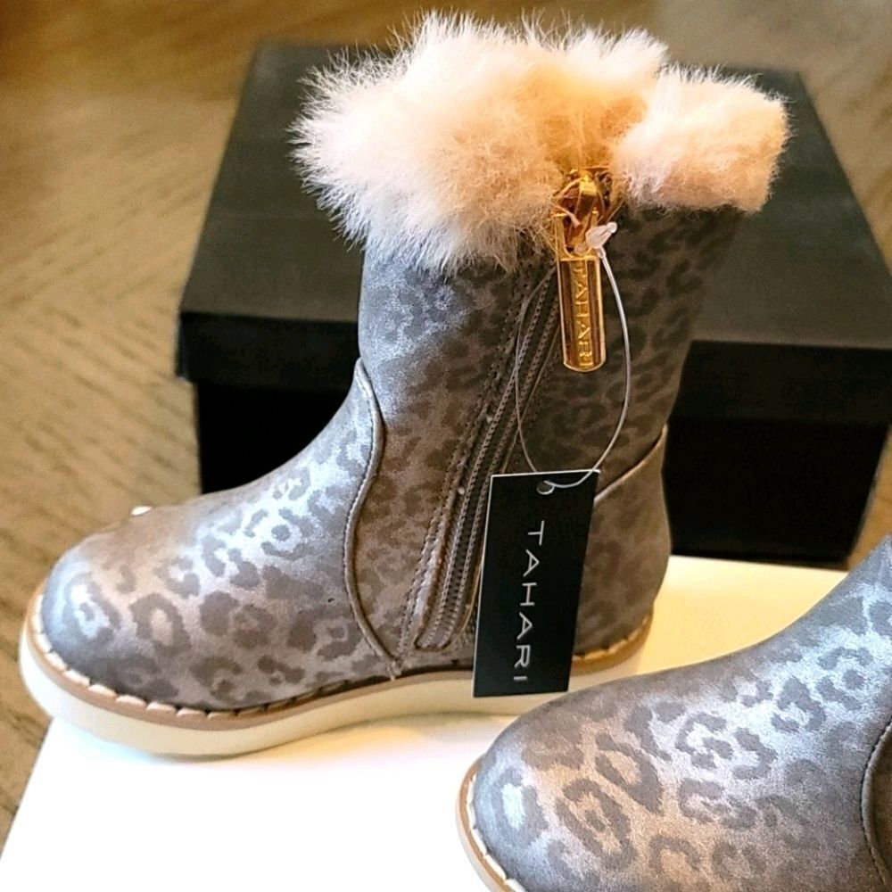 Size 5 toddler leopard print boots with zipper NWT