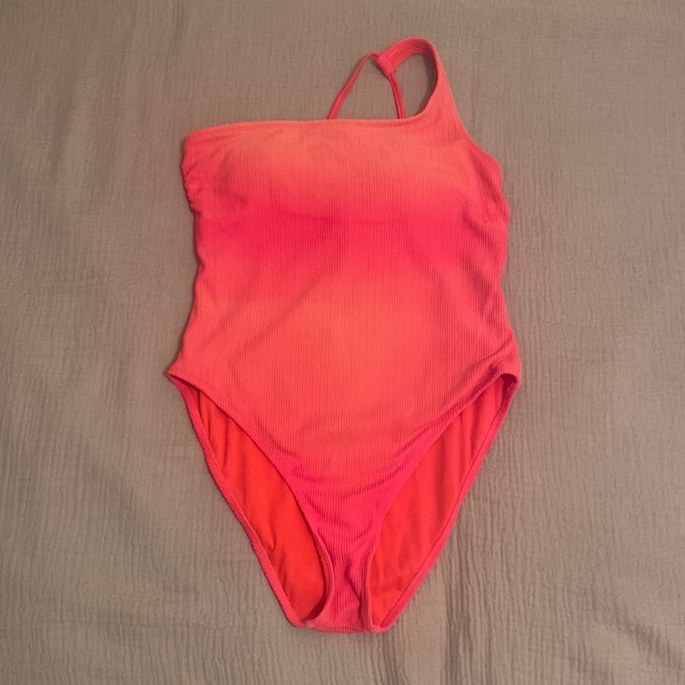 XHILARATION PINK OMBRÉ ONE PIECE SWIMWEAR. Size XL