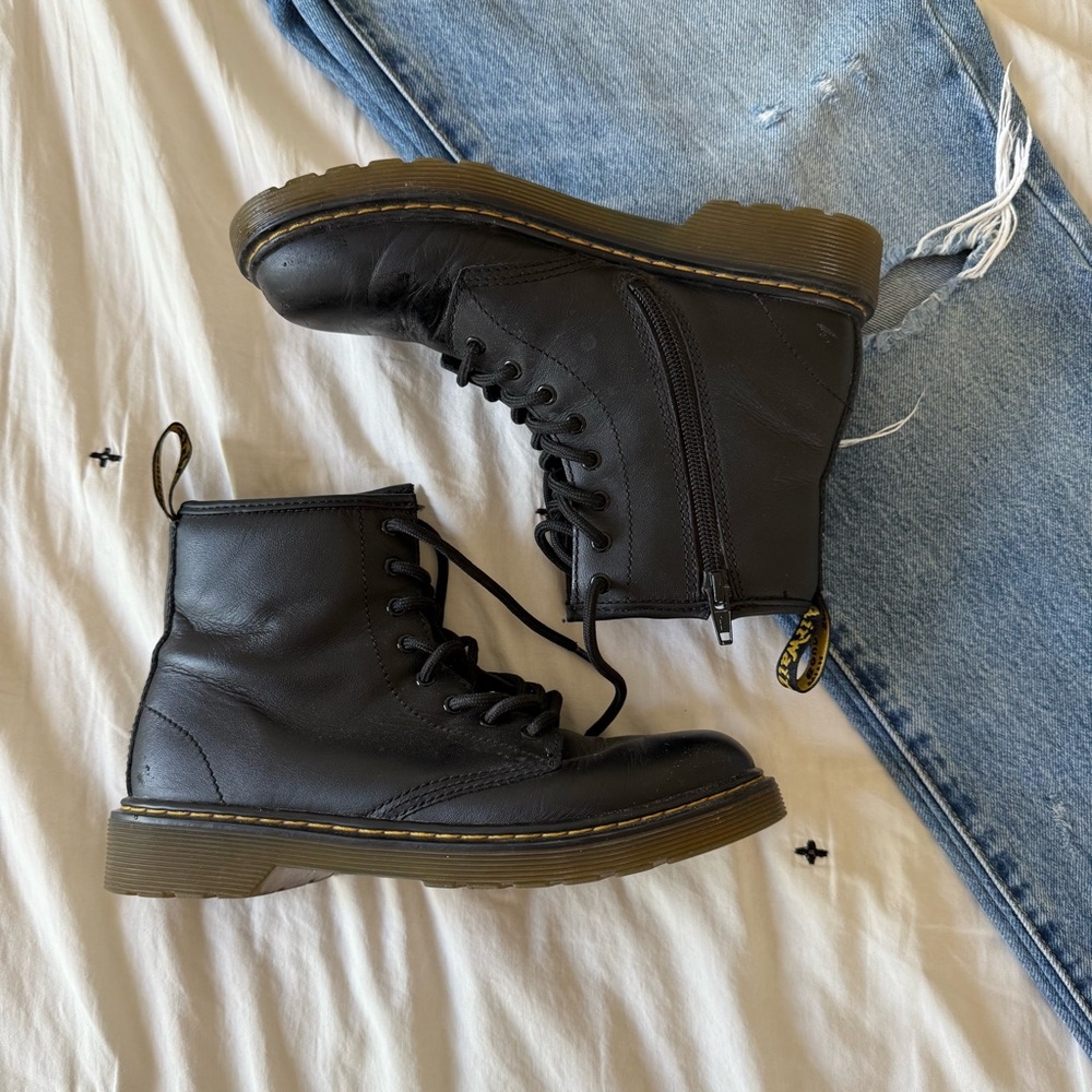 Dr. Martens Black Ankle‎ Boots Size 4