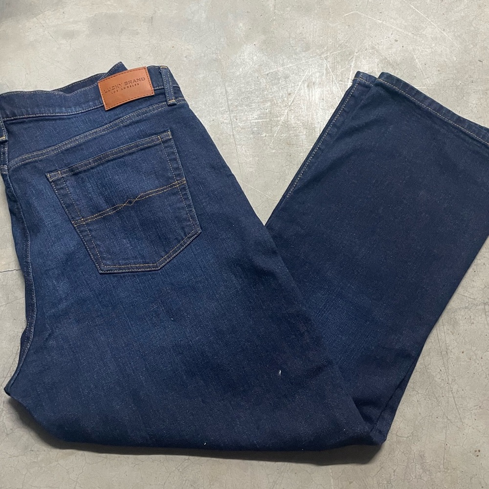 Lucky Brand Jeans Mens 38x30 Blue 181 Relaxed Straight Casual Dark Wash