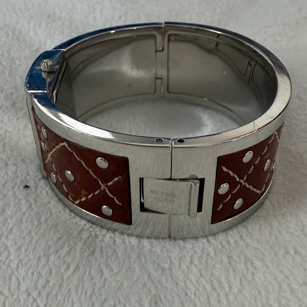 Michael Kors Silver and Brown Leather Watch - Picture 5 of 8