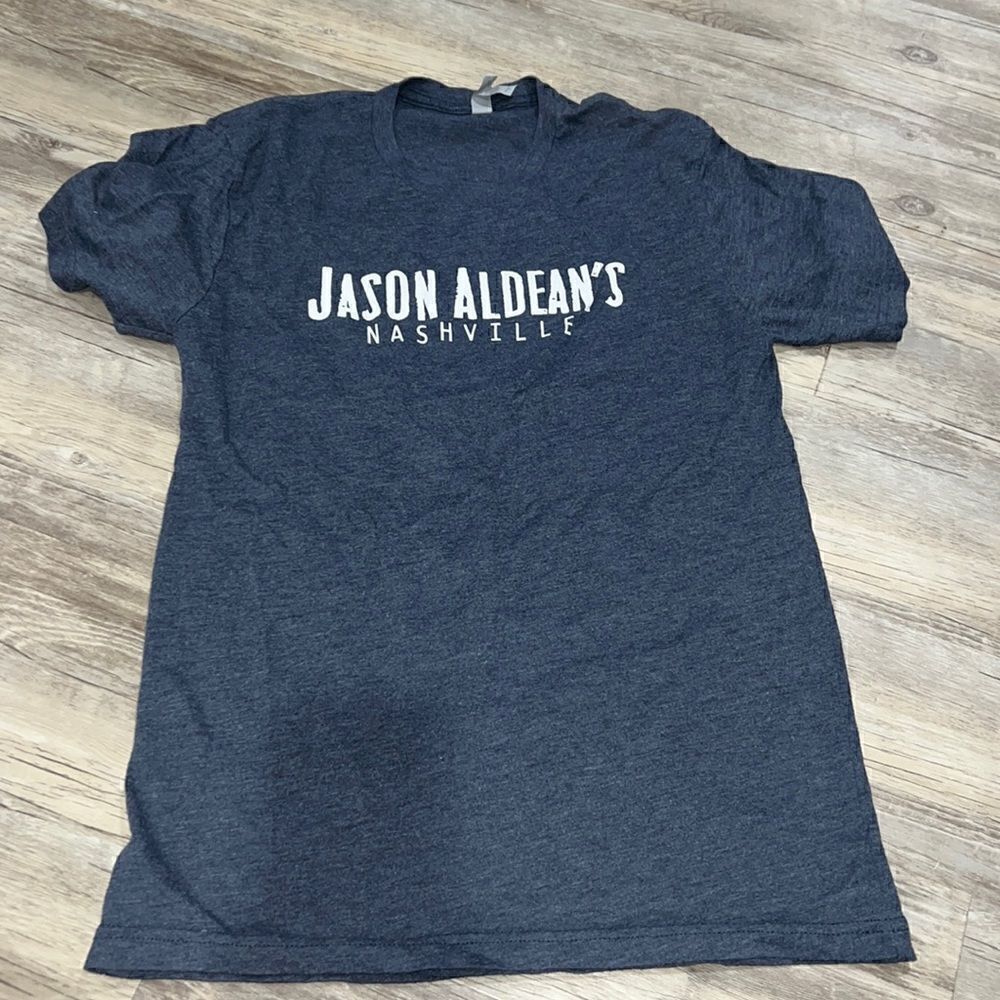 Jason Alden's shirt 