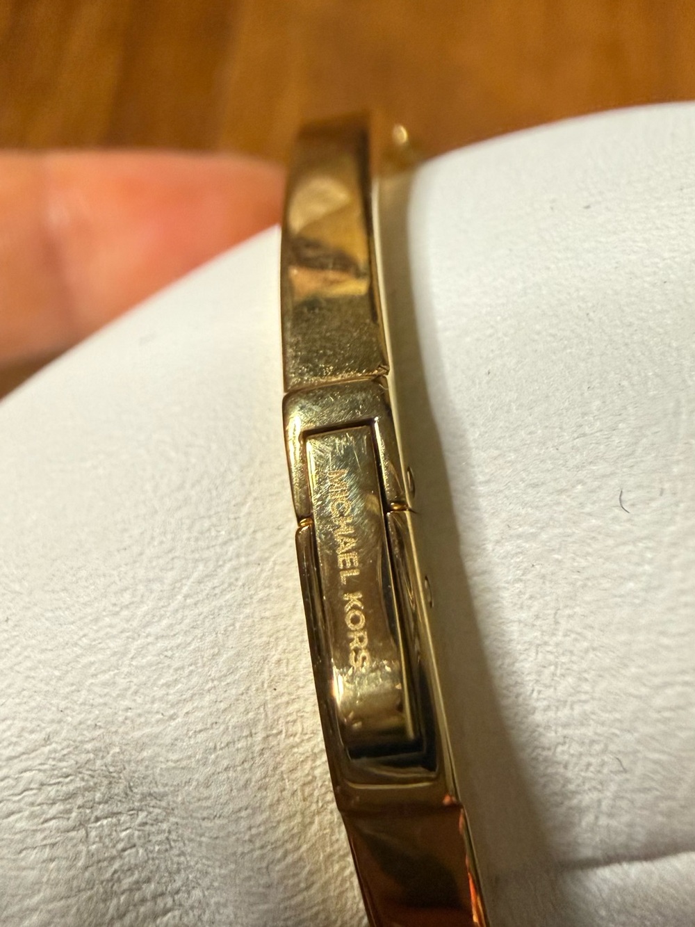 Michael Kors Heart Logo Gold Bangle Bracelet - Picture 5 of 7