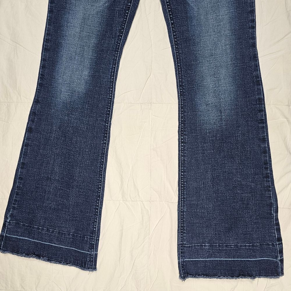 Wrangler High Rise Flare Blue Denim Jeans Women's Size 9/10 - Picture 4 of 10