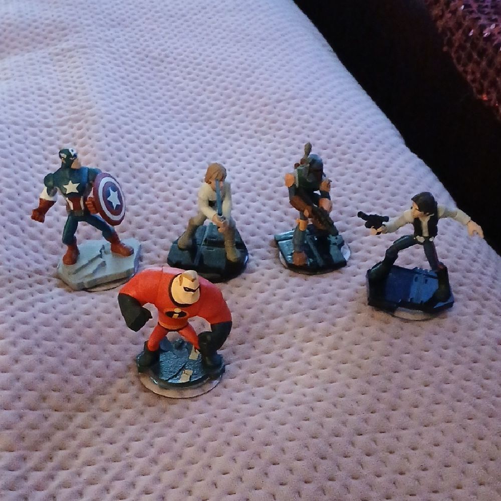 Superhero Action Figure Set