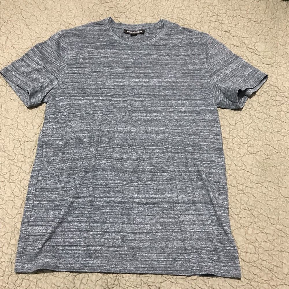 Michael Kors black and gray T-shirt size M.       S172