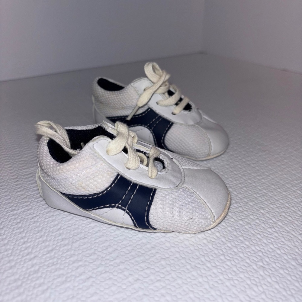 Baby Athletic‎ Sneakers White and Blue Infant Shoes Size 2 Toddler Kids