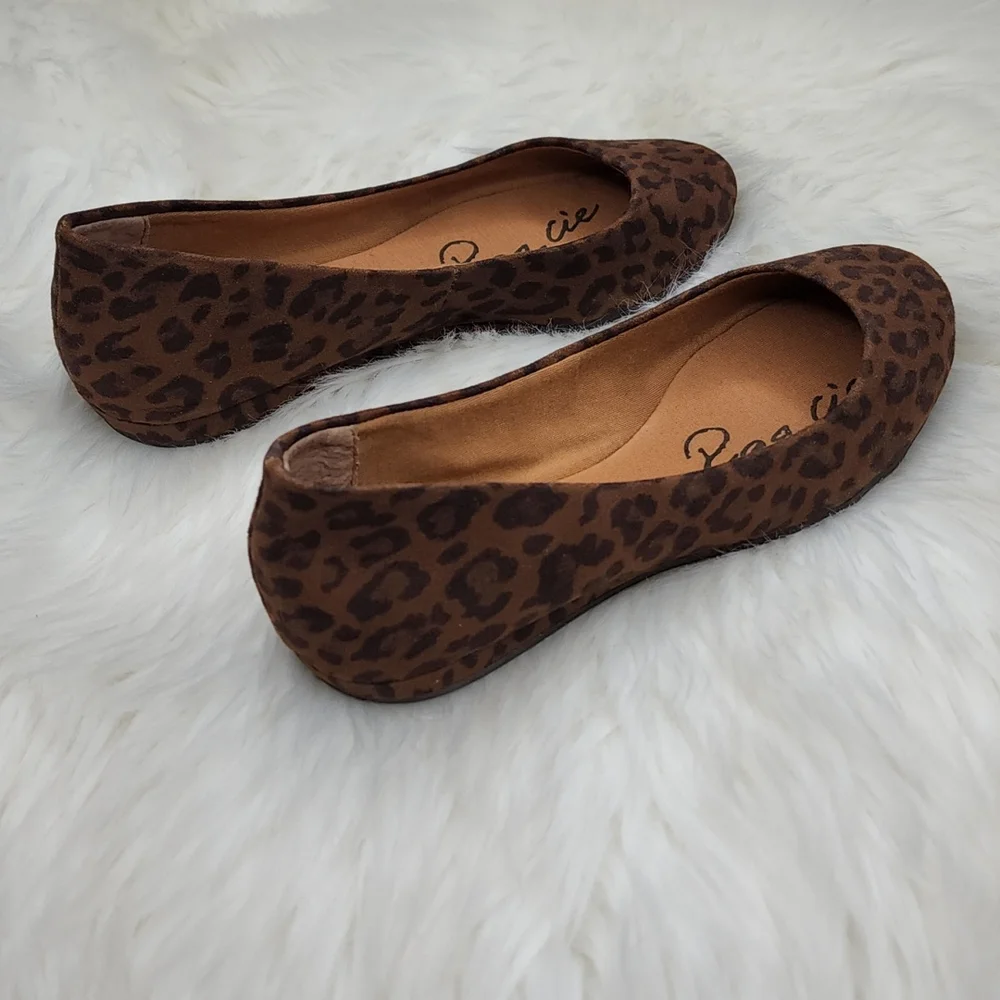 American Rag Ellie Leopard Ballet Flats Slip Ons - Picture 10 of 16