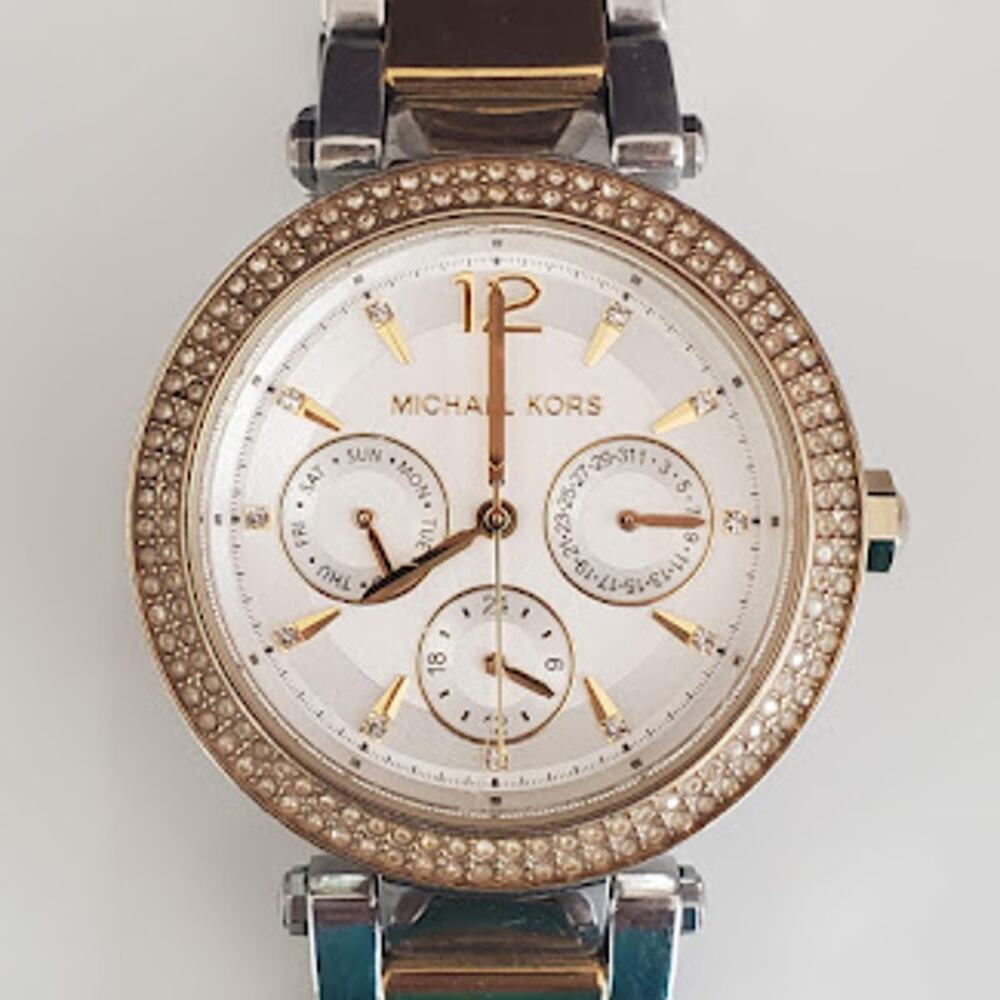 Ladies Michael Kors‎ Chronograph Watch MK6300 Two-Toned Crystal Accents Running