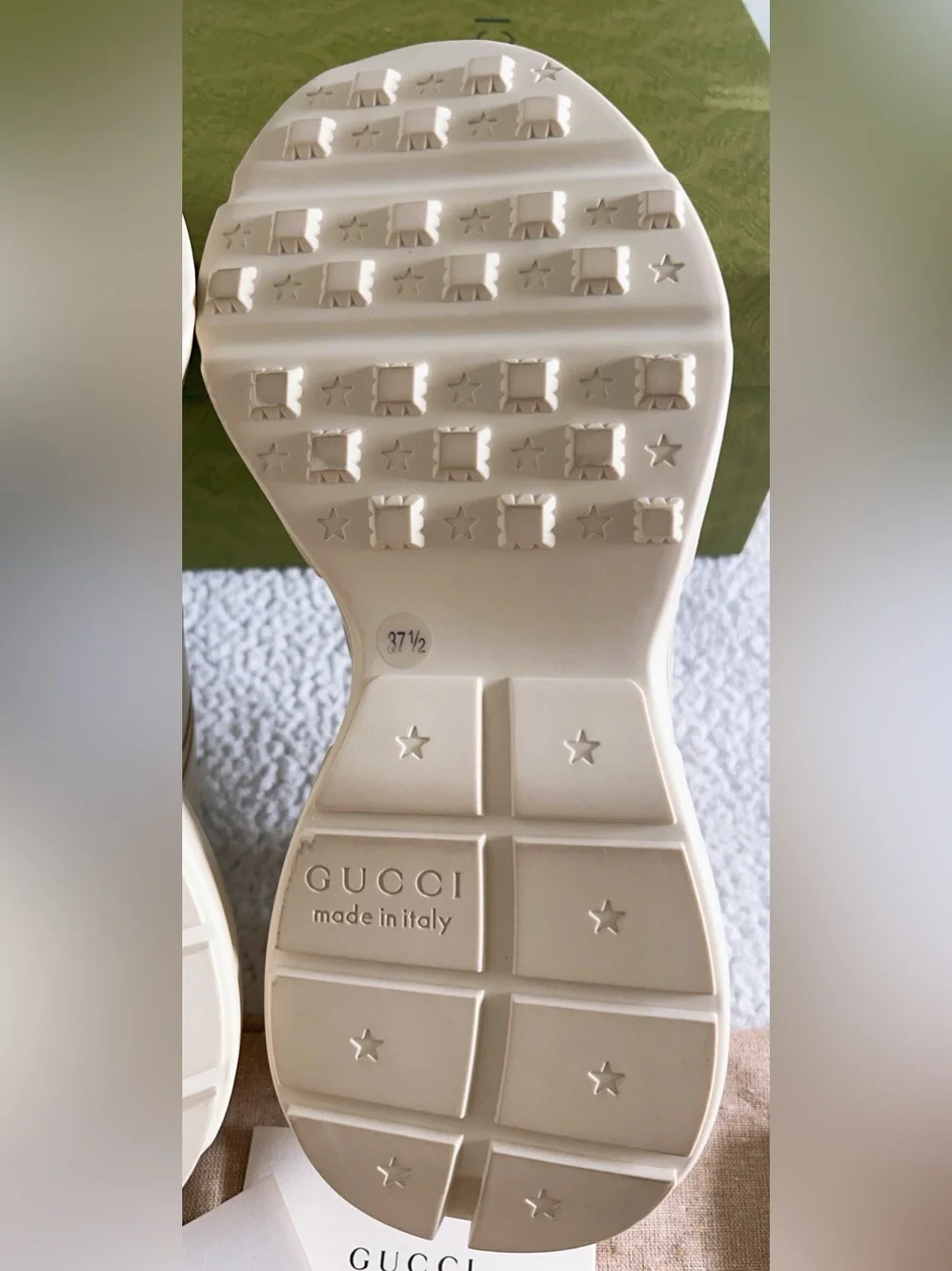 Gucci Rhyton Gucci Logo Leather Sneaker - Picture 13 of 16