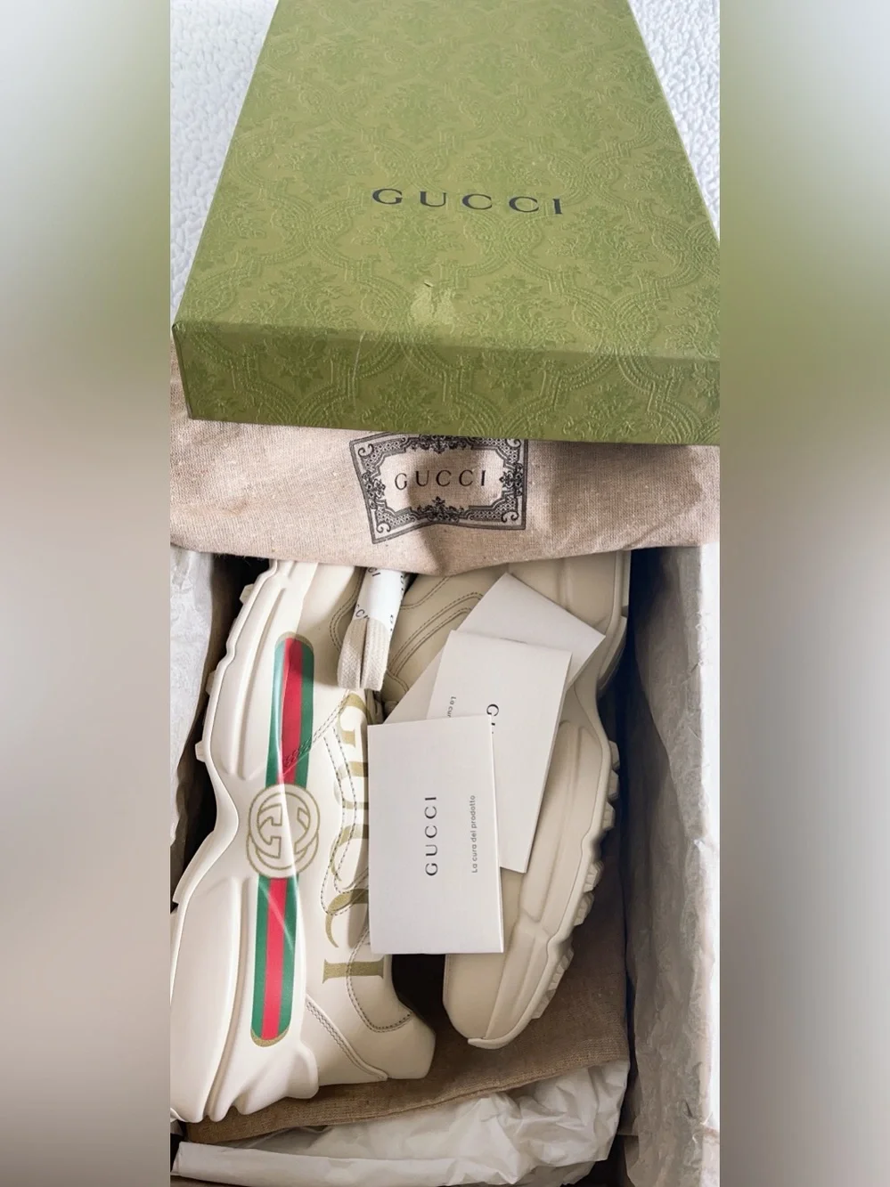 Gucci Rhyton Gucci Logo Leather Sneaker - Picture 15 of 16