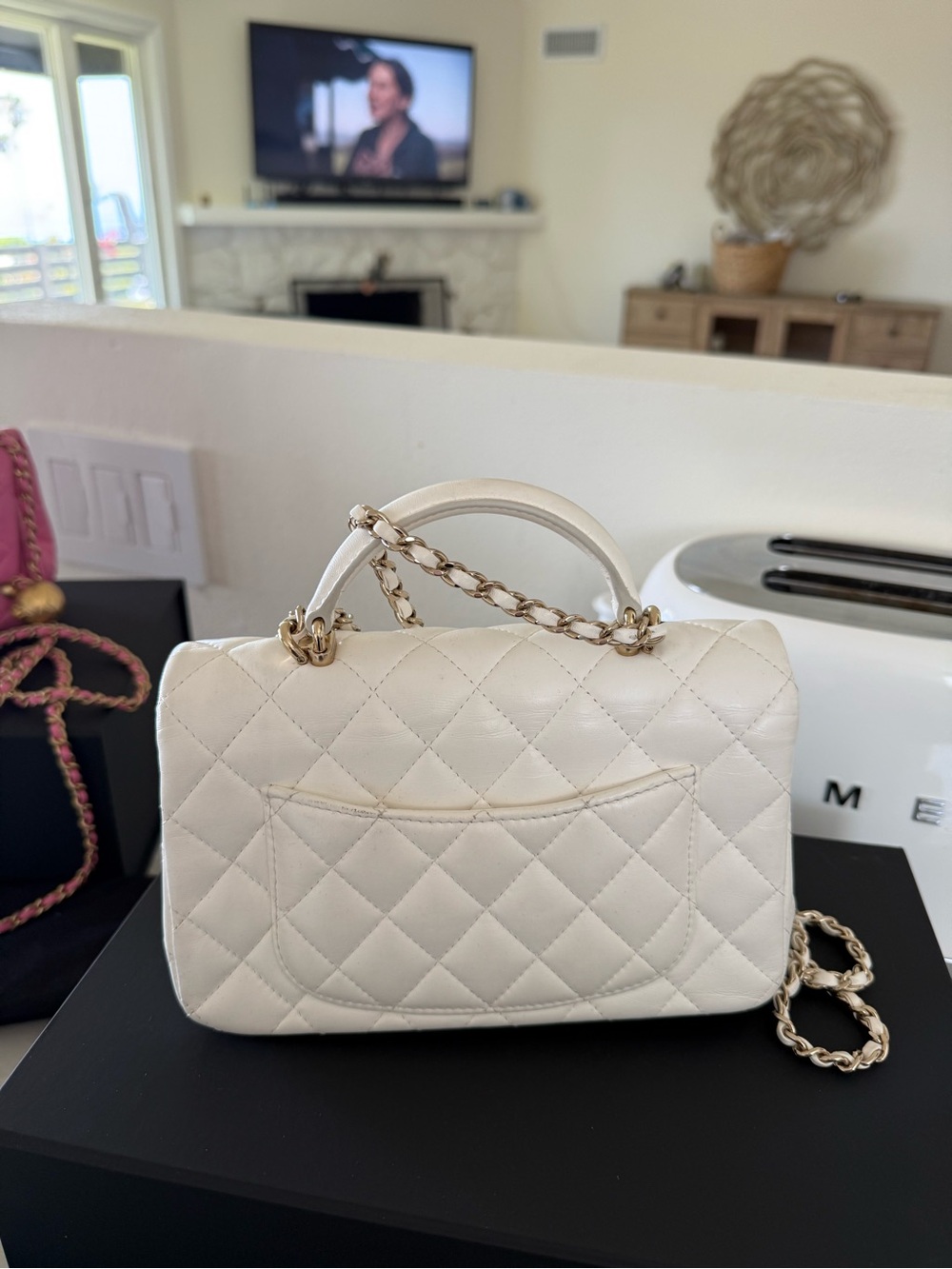 CHANEL Cream Quilted Leather Top-Handle Shoulder Bag with Chain - Picture 3 of 7