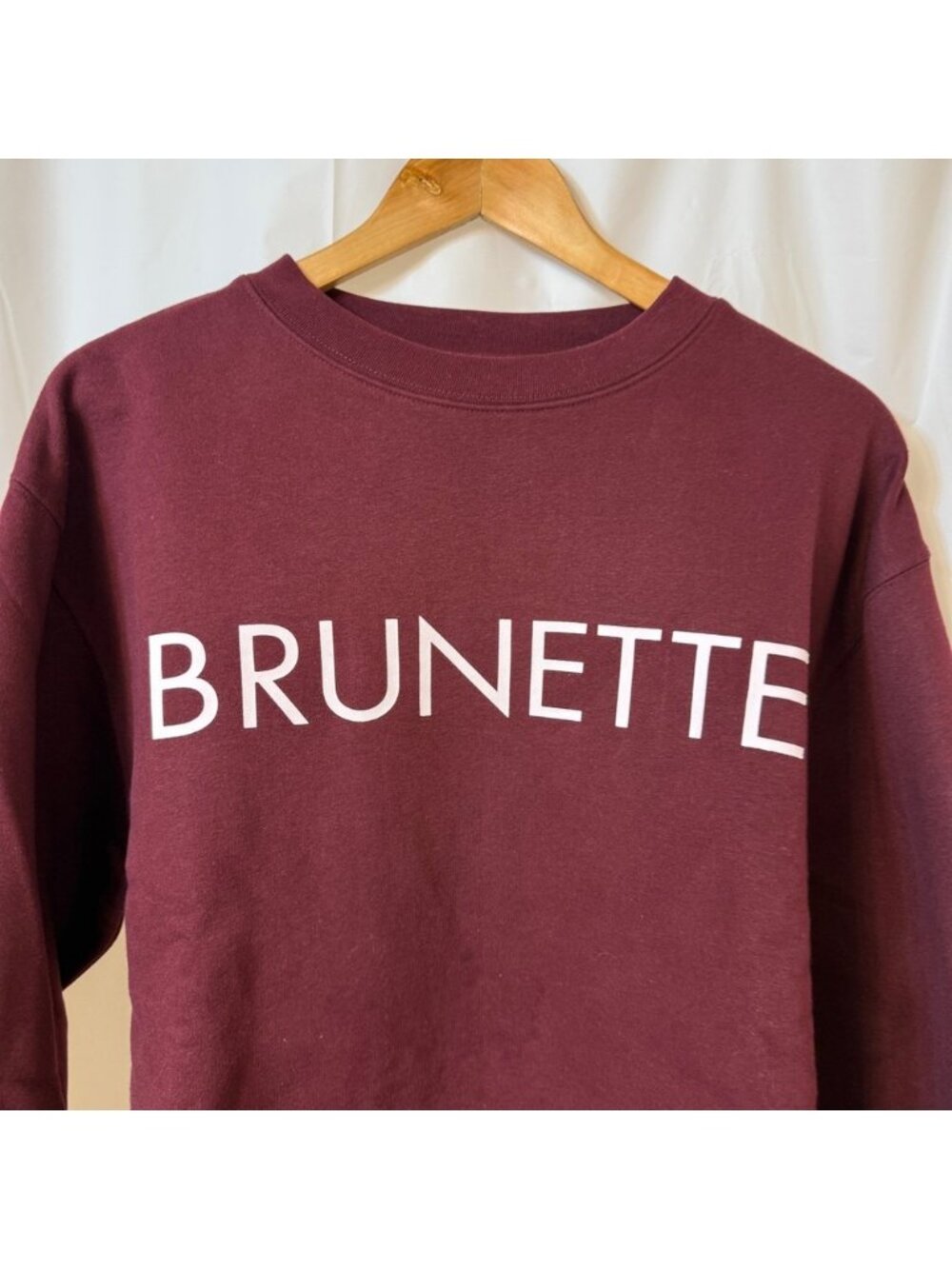 Brunette The Label Core Crew BRUNETTE Winetasting Burgundy M/L NWT - Picture 2 of 9