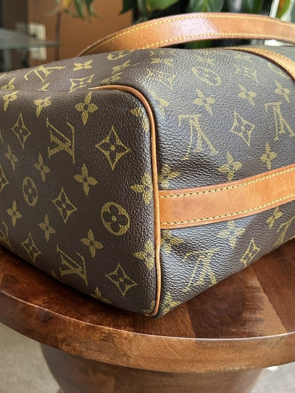 LOUIS VUITTON Monogram Sac Flannery Tote Bag, RARE - Picture 16 of 16