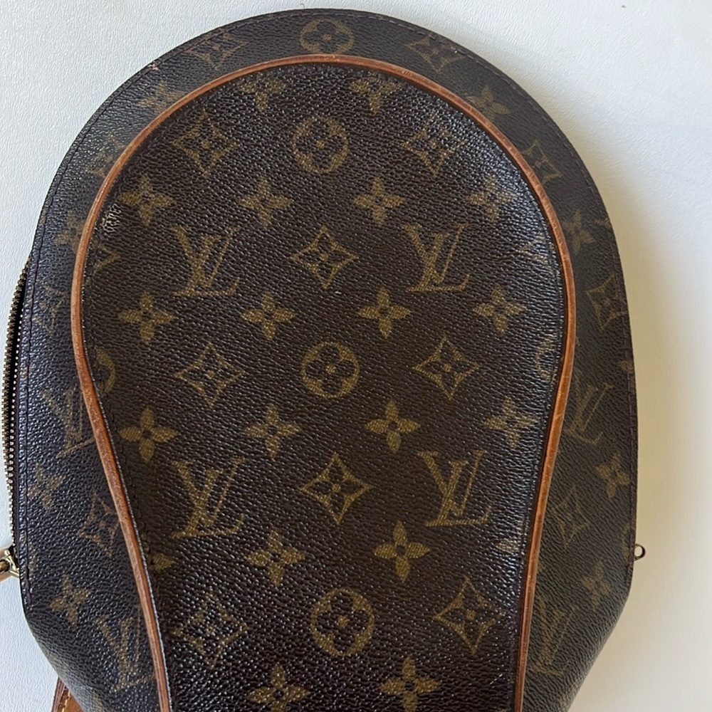 LOUIS VUITTON Monogram Ellipse Backpack - Picture 5 of 10
