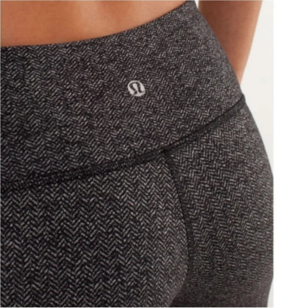 Lululemon Herringbone Wunder Under Leggings | Size 6 - Picture 2 of 8