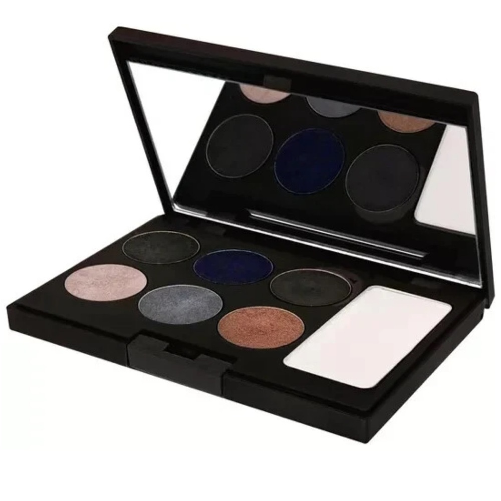 Laura Mercier Bundle- Makeup Brushes, Eyebrow Pallet, Setting Spray - Picture 6 of 8
