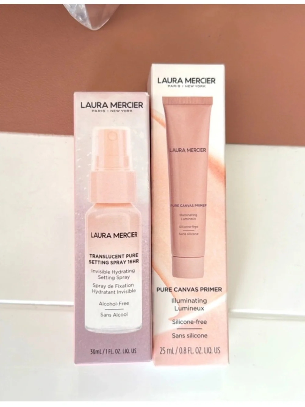 Laura Mercier Bundle- Makeup Brushes, Eyebrow Pallet, Setting Spray - Picture 8 of 8