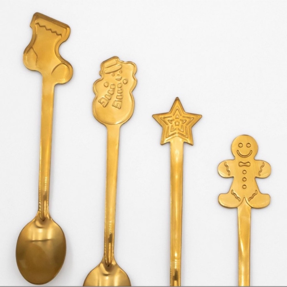 3 for $15 SALE Target Bullseye Set of 4 Holiday Mini Spoons & House Tea Infuser - Picture 8 of 11