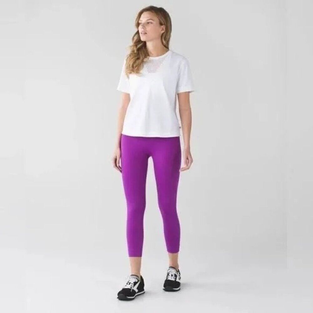 Lululemon Zone in Crop Purple Leggings Size 6 - Picture 3 of 15