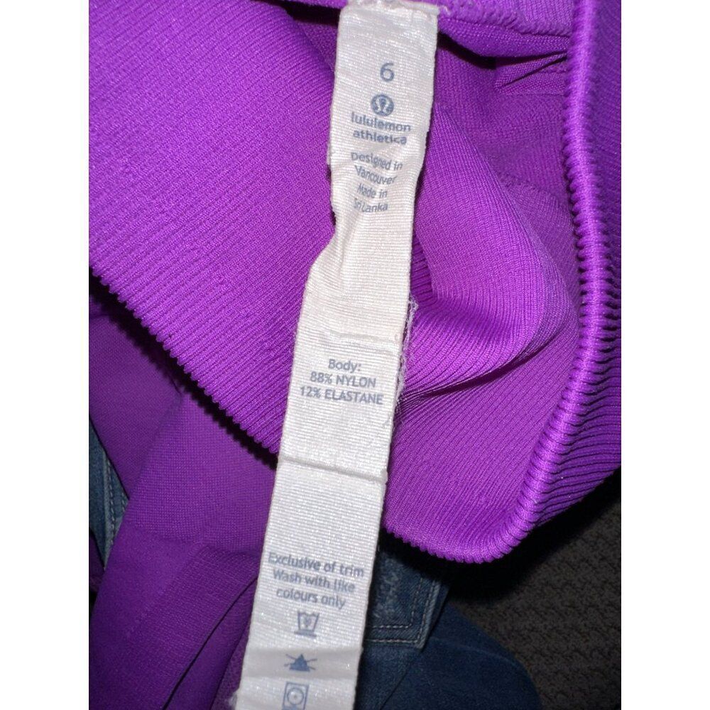 Lululemon Zone in Crop Purple Leggings Size 6 - Picture 13 of 15