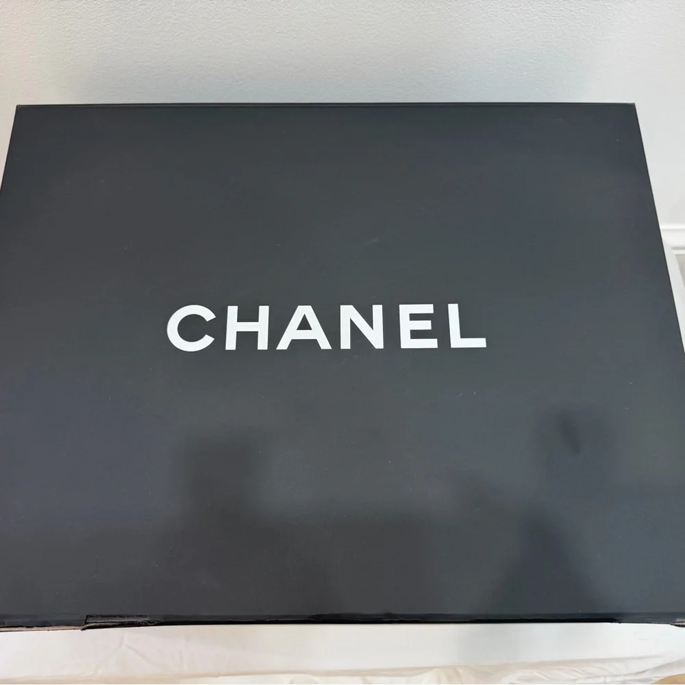 CHANEL COCO EYELET LARGE SHOPPING TOTE Black Calfskin Chain CC Bag Rare - Picture 15 of 16