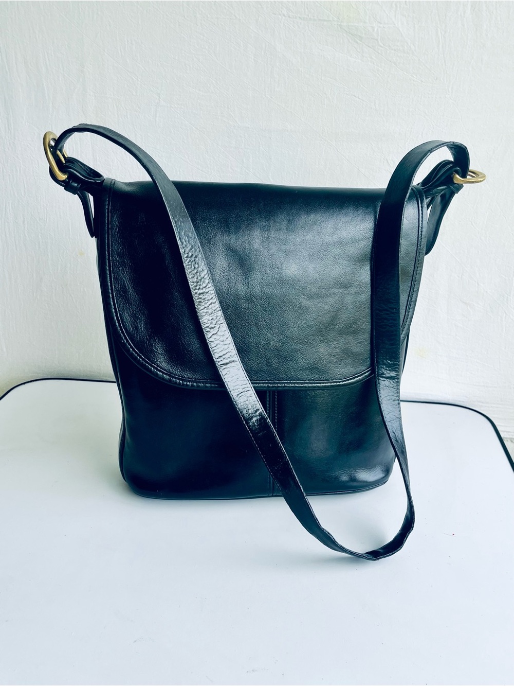 VINTAGE COACH 4115 WHITNEY BLACK LEATHER CROSSBODY DUFFLE  BAG