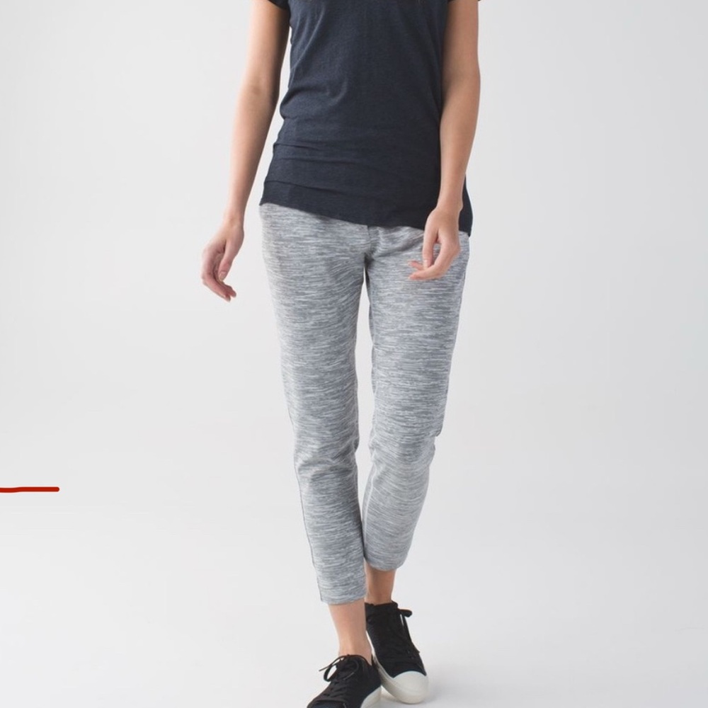 Lululemon Athletica Jet Crop Pants