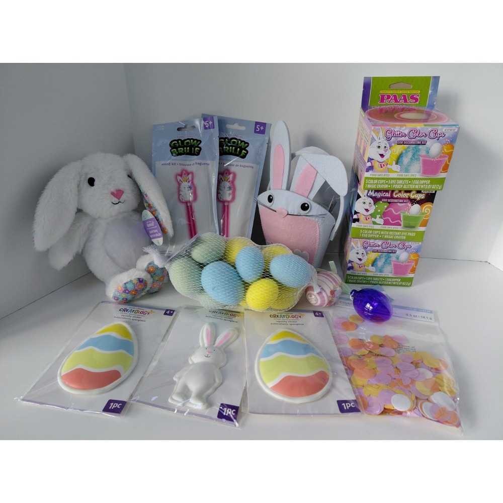 LOT of‎ Easter Gifts Bunny Basket Eggs Party Favors NEW 14 pieces