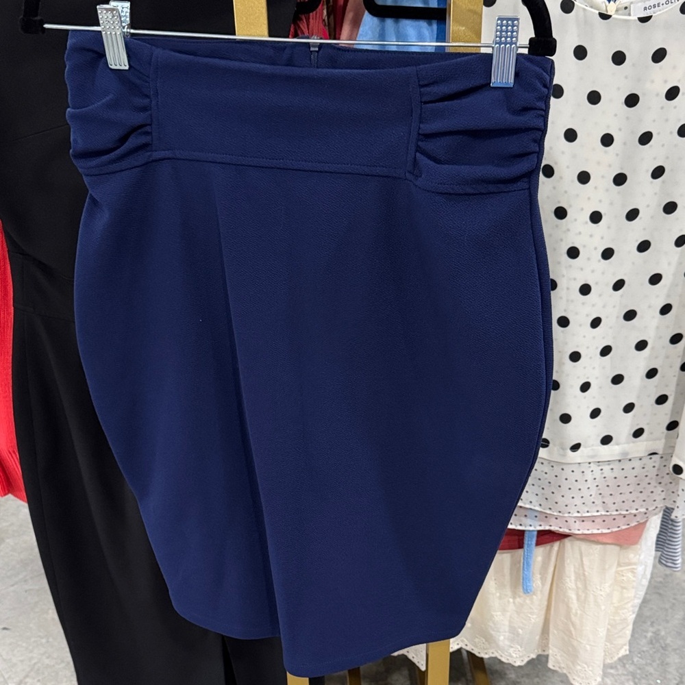 Tailored Navy Pencil Skirt with Waist Pleat Detail - Women's