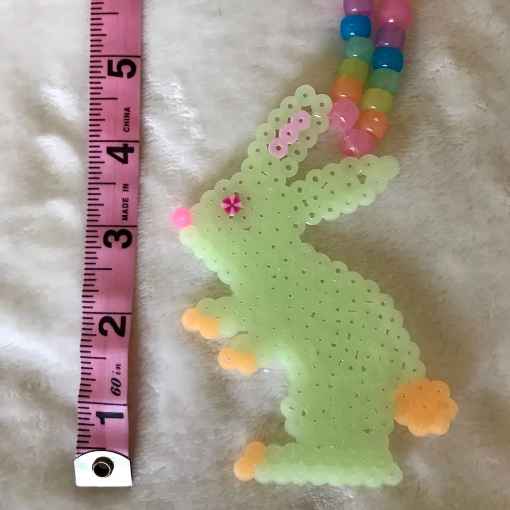 Neon UV BunBun bunny beaded necklace toy - Picture 7 of 8