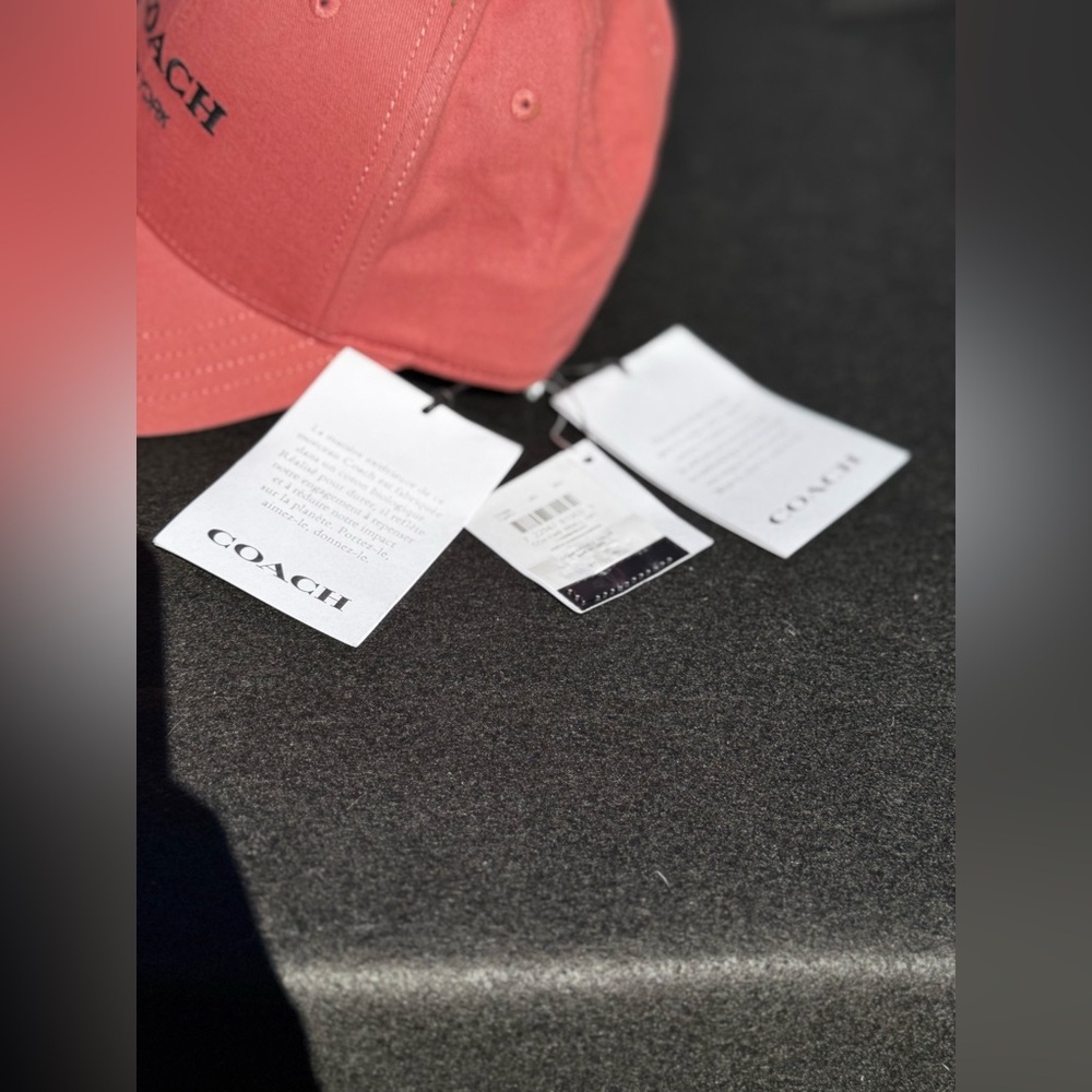 Coach New York Logo Pink Embroidered Adjustable Closure
Designer Baseball Hat - Picture 12 of 16
