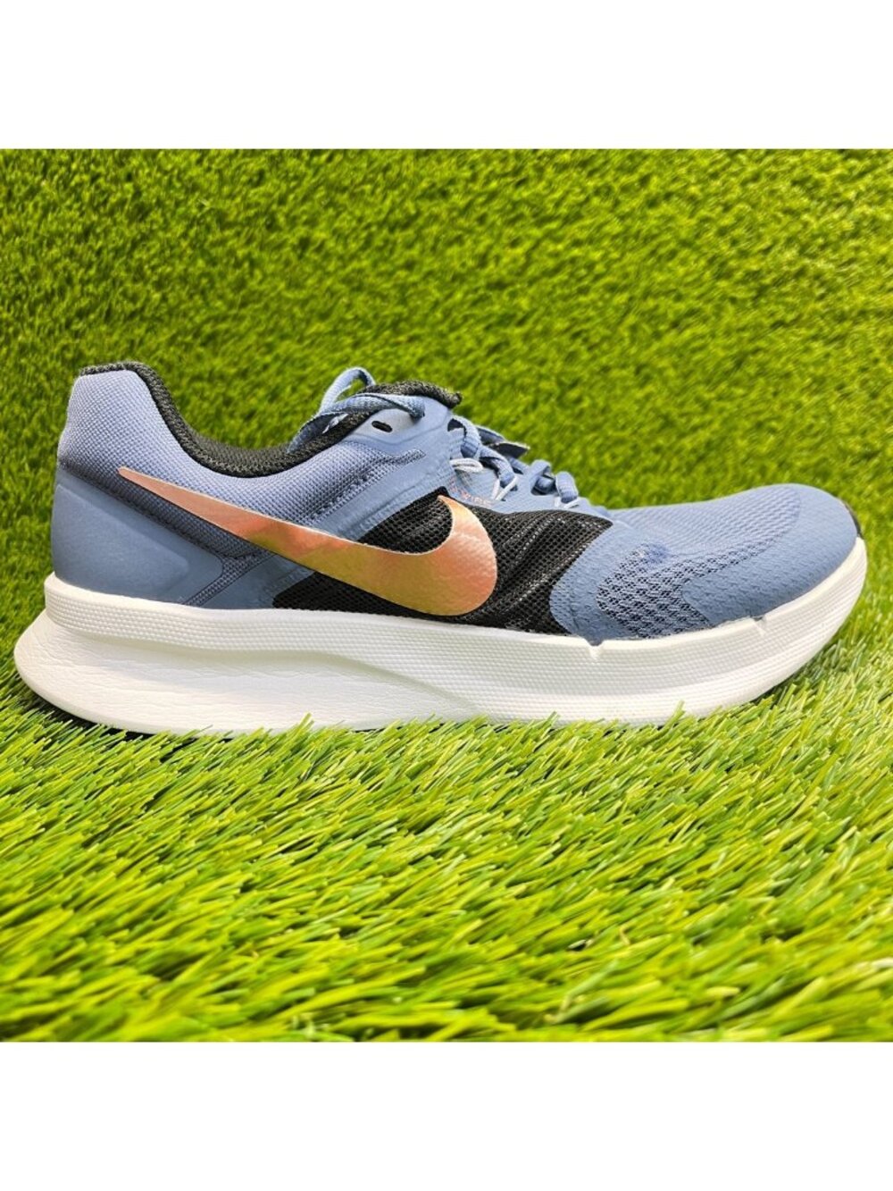 Nike Run Swift 3 Womens Size 10 Blue Black White Walking Running Shoes Sneakers