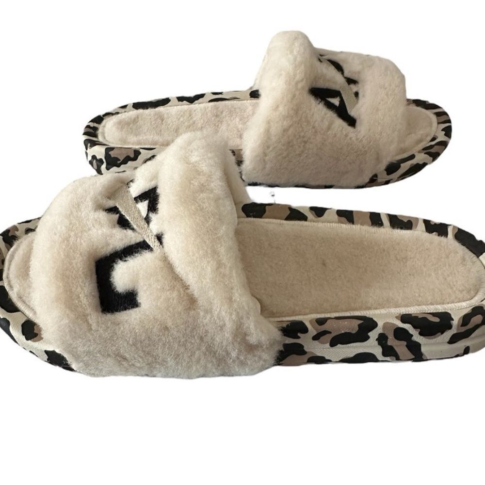 APL Women’s Shearling Slide Sandal in Parchment/Black/Leopard. 🖤🤍🤎 Size 6. NI