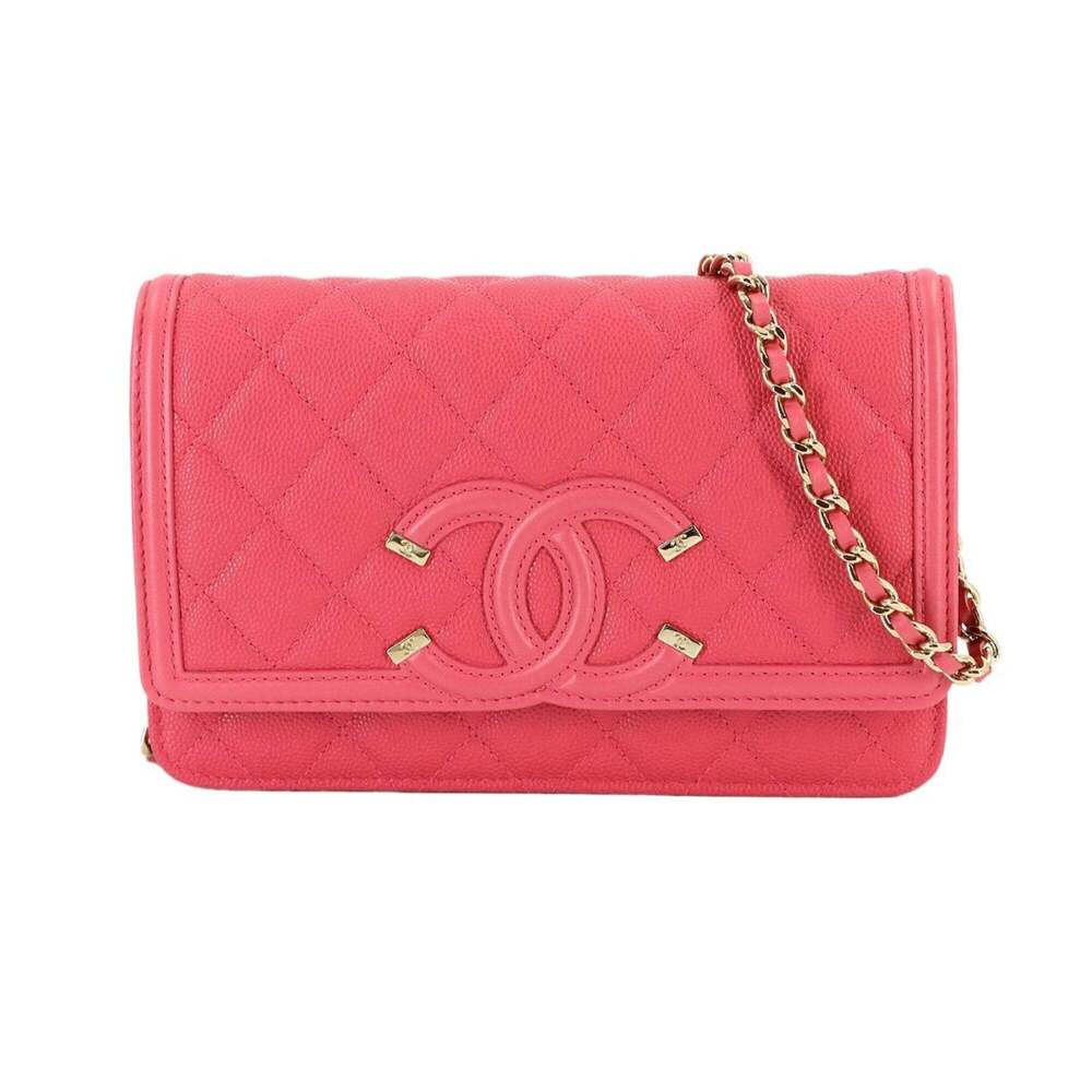 CHANEL Pink Caviar Leather Wallet