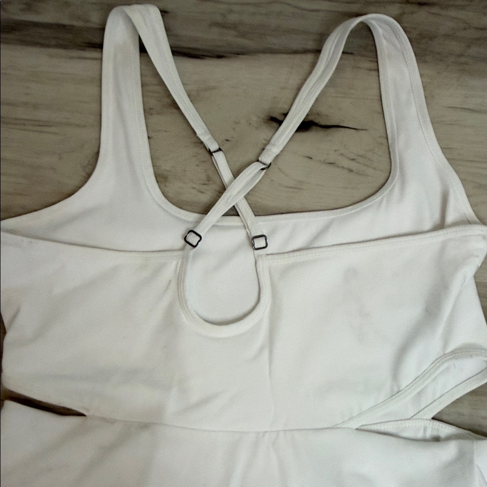 NWT Abercrombie &Fitch White sleeveless Dress w side cut out Sz Med - Picture 6 of 12