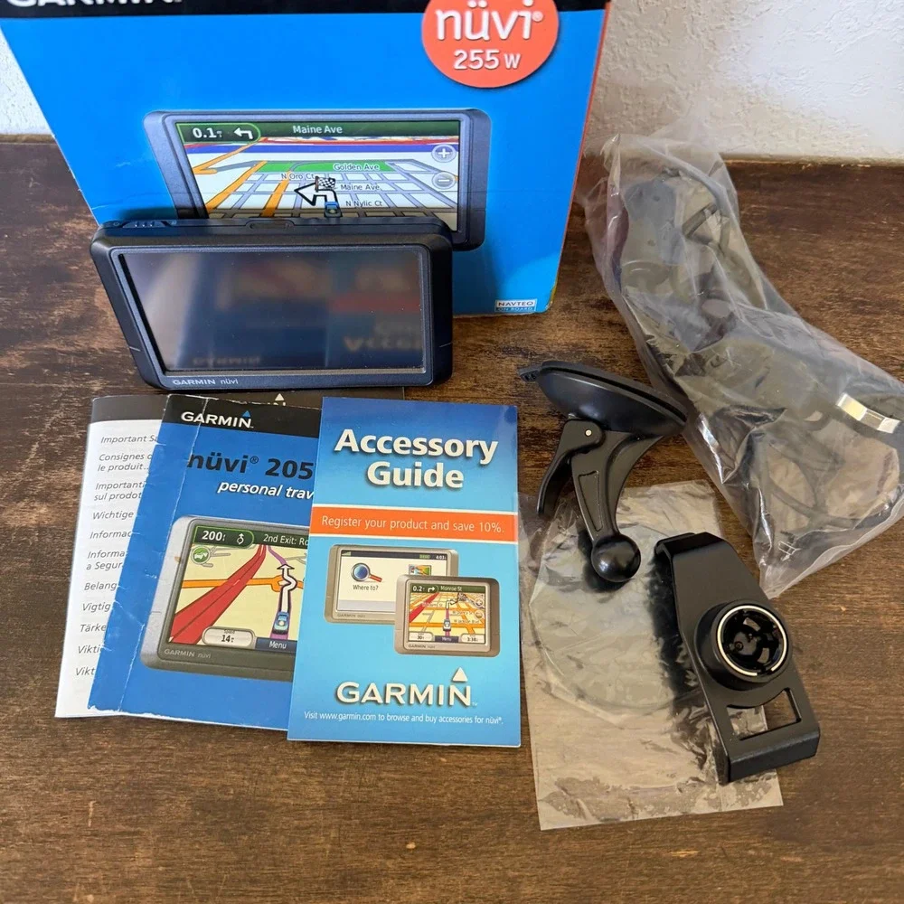 Garmin Nuvi 255W Bundle GPS Navigation Maps Directions System Charger Mount Box - Picture 2 of 6