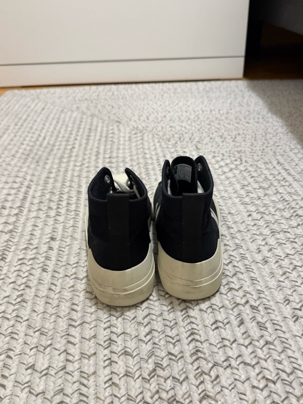 VEJA Wata II High Top Canvas Sneakers – Black Pierre Organic Cotton High Tops - Picture 11 of 12