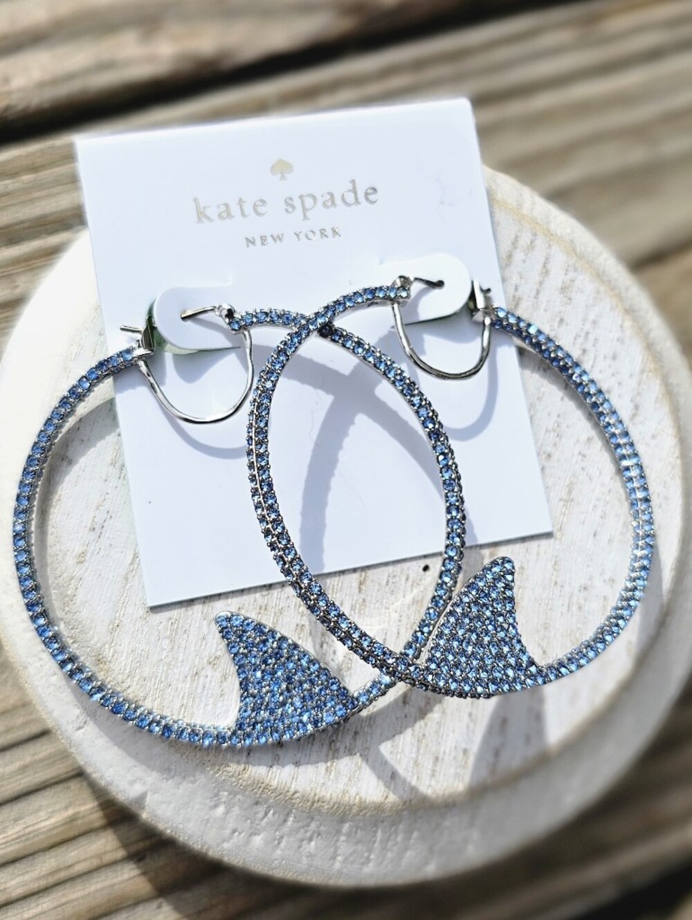 Kate Spade New York California Dreaming Shark Hoops