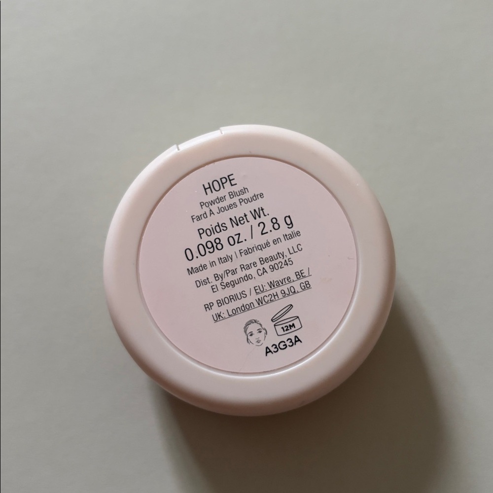 Rare Beuty Hope powder Blush Compact - Picture 4 of 4