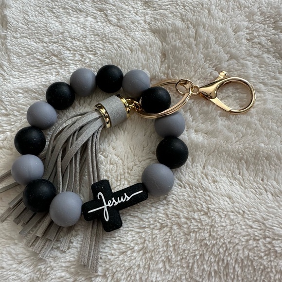 Accessories - Wristlet Keychain Jesus Cross Tassel Black & Gray Beaded Keychain Bracelet NWT
