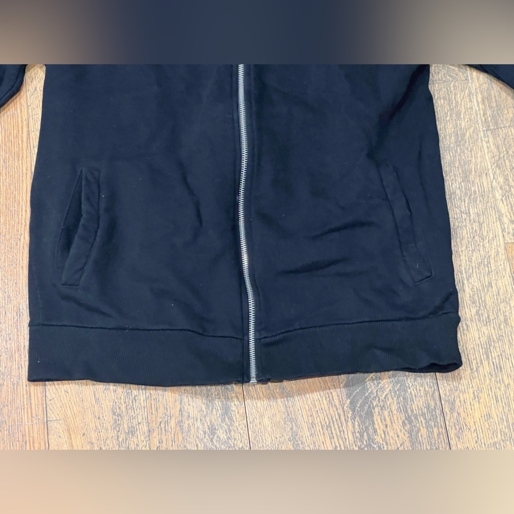 Boys zip up black sweater - Picture 5 of 8