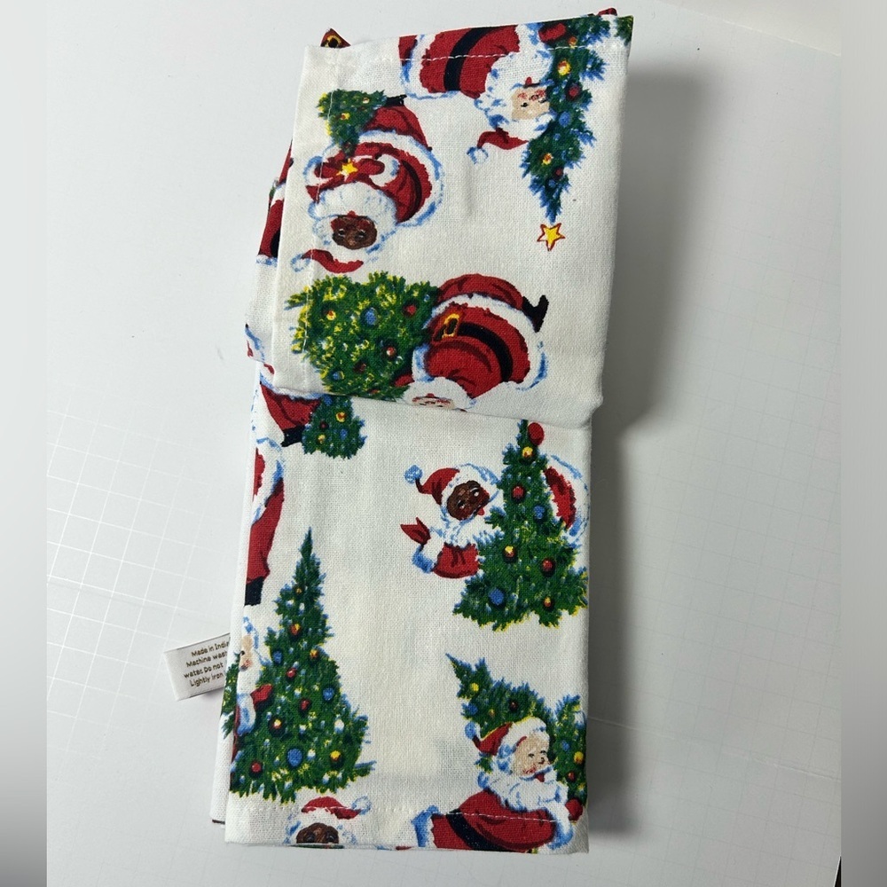 The Farmhouse Santa Christmas Napkins Set of 6 
100% Cotton - Picture 2 of 5
