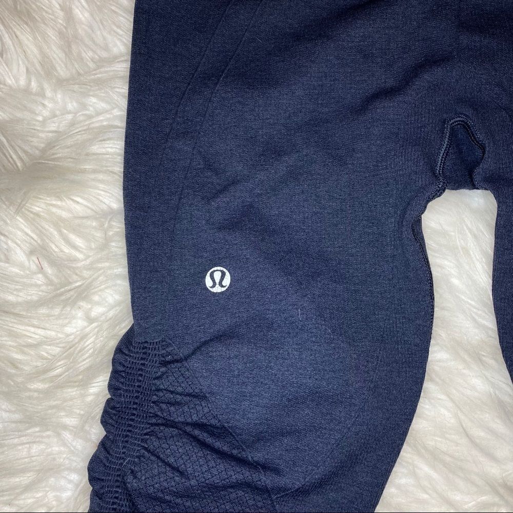 Lululemon In the Flow Crop II - Picture 11 of 12