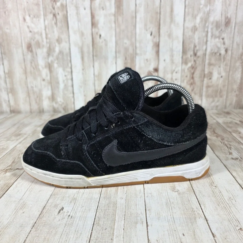 Nike‎ 6.0 Mavrk Low 2 Black Suede Skate Shoes Sneakers Youth Size 5.5Y - Picture 2 of 8