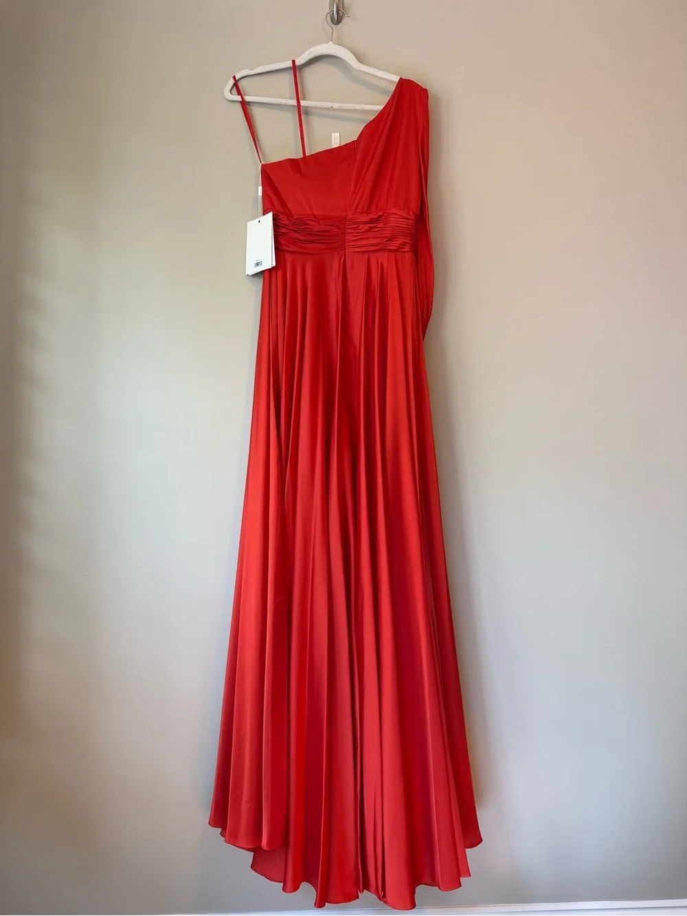 NWT Mac Duggal 67866 Spice One Shoulder Bishop Sleeve Charmeuse Gown Size 4 - Picture 5 of 5