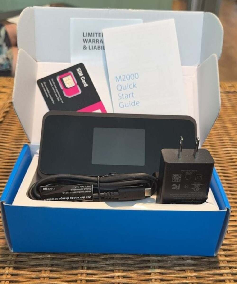 Inseego 5G MiFi M2000 Mobile Hotspot Black Kit