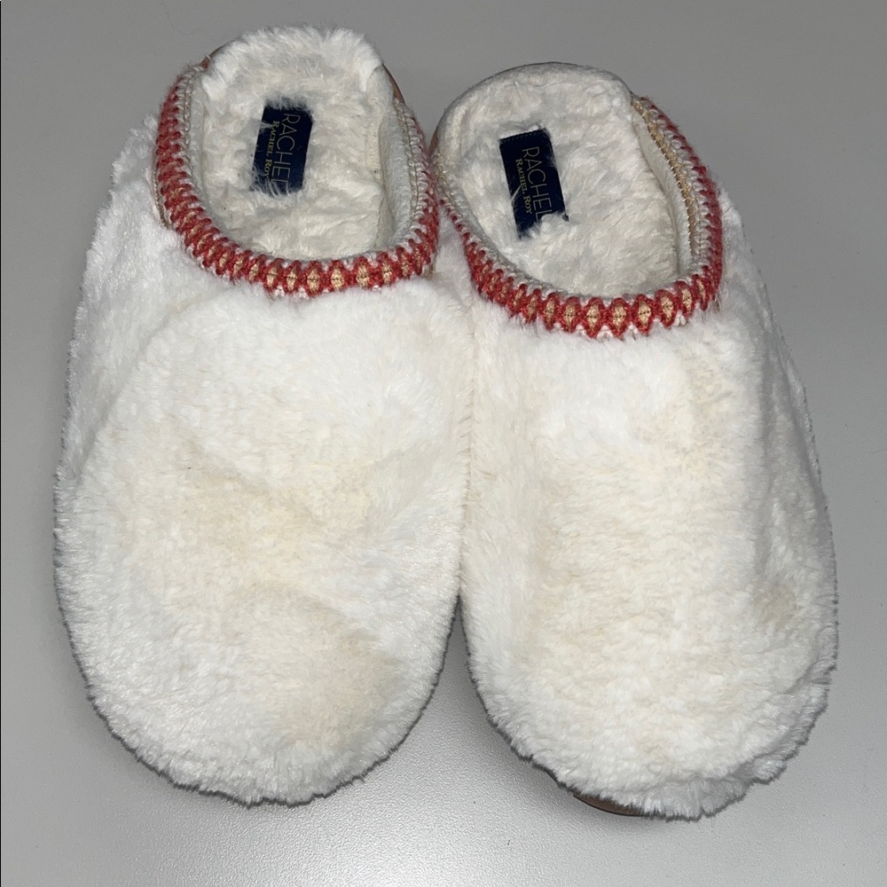 RACHEL Rachel Roy Fluffy White and Red Slippers size 7/8