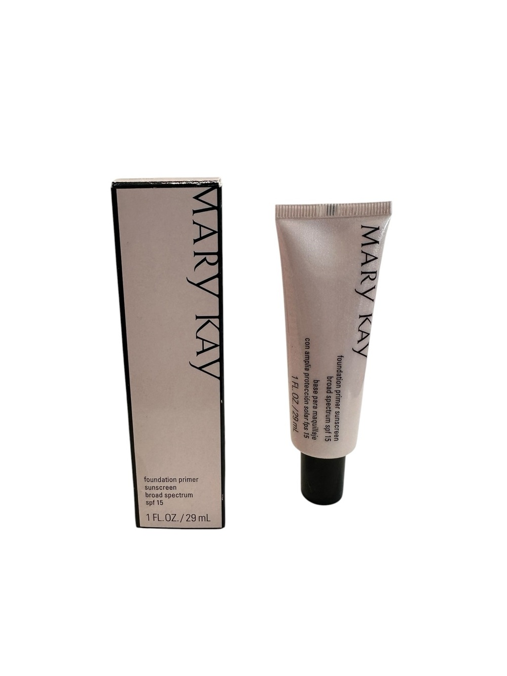 Mary Kay Foundation Primer SPF 15 - Picture 1 of 3