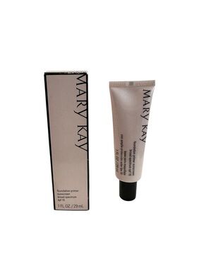 Mary Kay Foundation Primer SPF 15